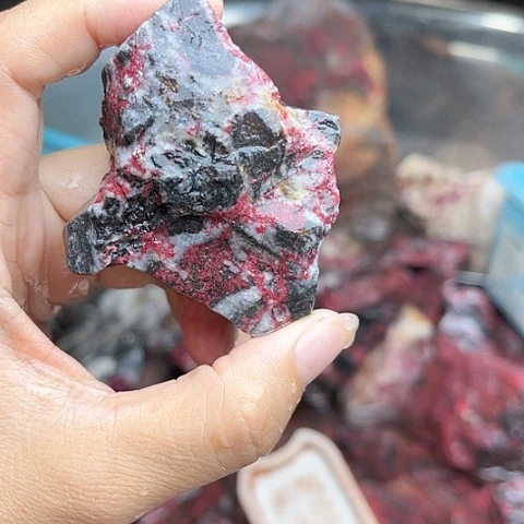【闪购商品】天然辰砂天然原矿朱砂毛料