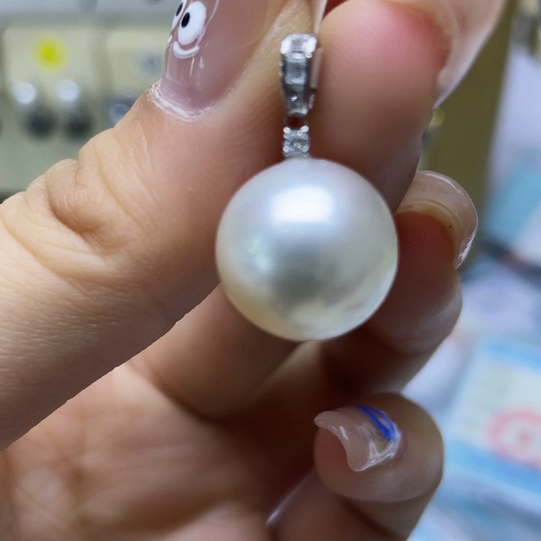 海水珍珠18K金镶嵌颈饰
