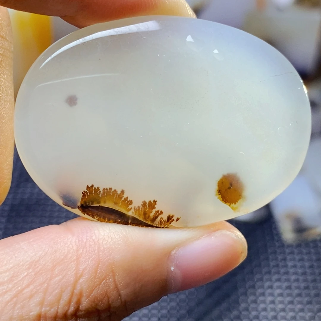 未镶嵌玛瑙/玉髓珠宝奇石