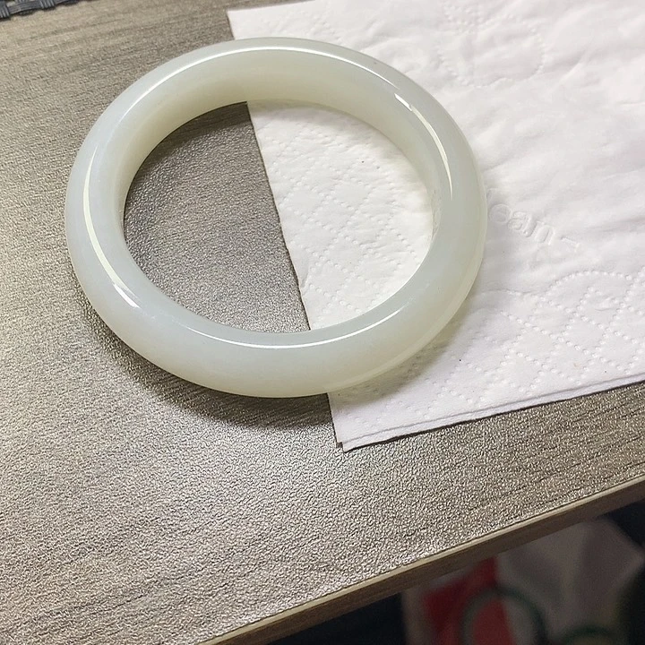 和田玉未镶嵌颈饰51.4圈