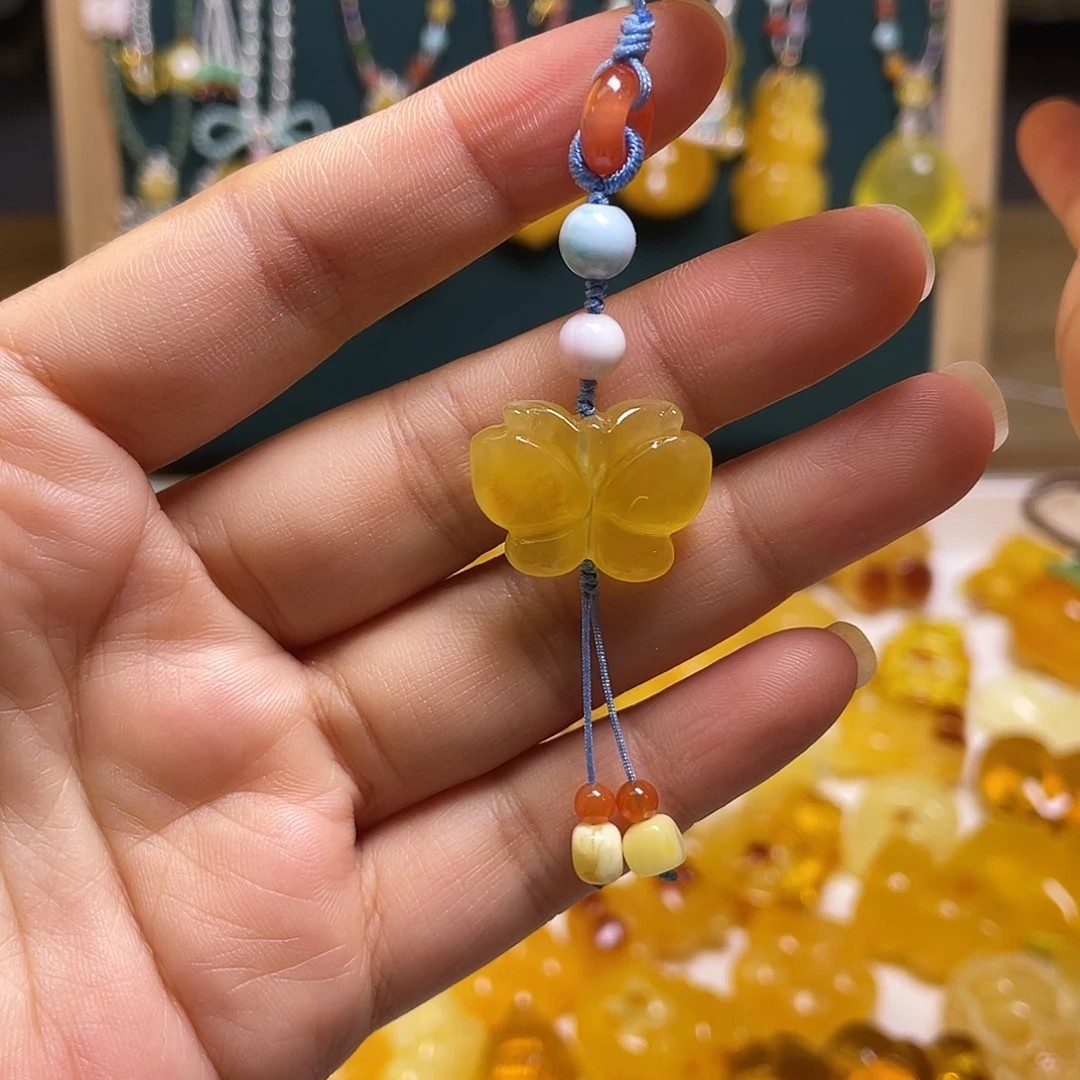 琥珀未镶嵌裸石吊坠