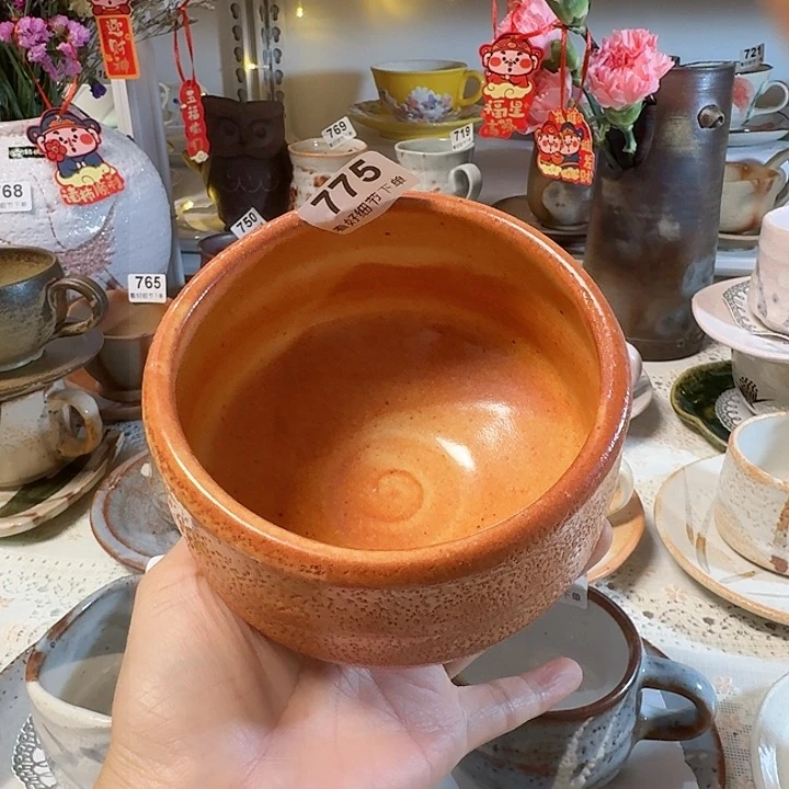 瓷片之也的一个大碗