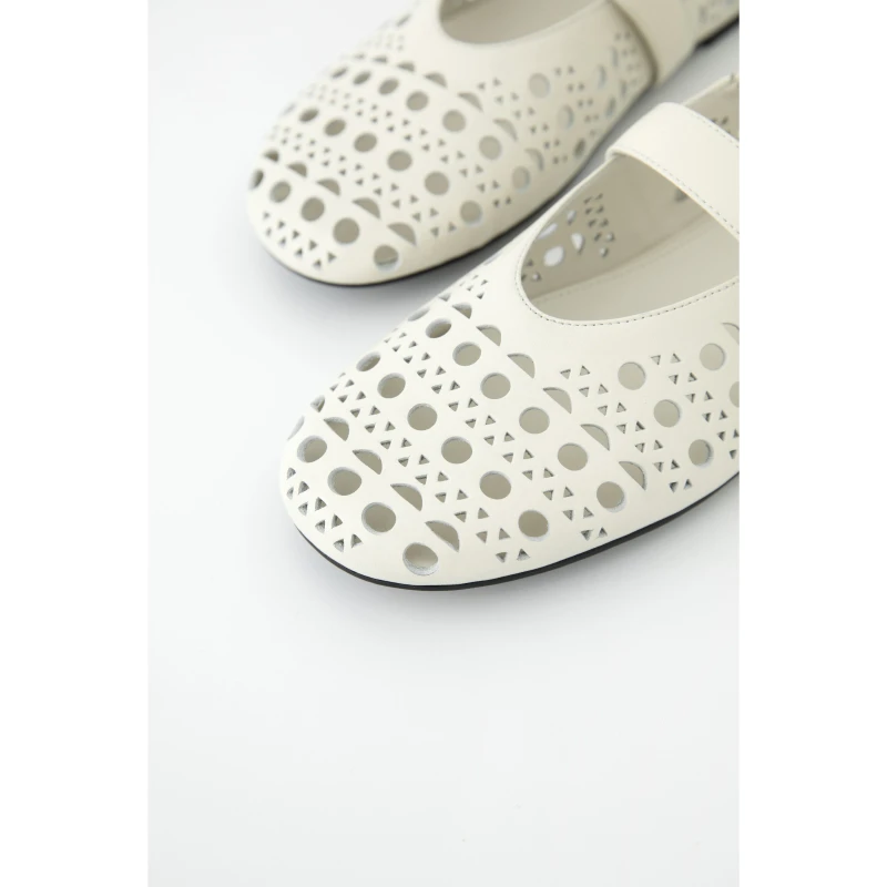 BAYBERYL老贝镂空玛丽珍一字扣气质春平底凉鞋单鞋DD5B1721