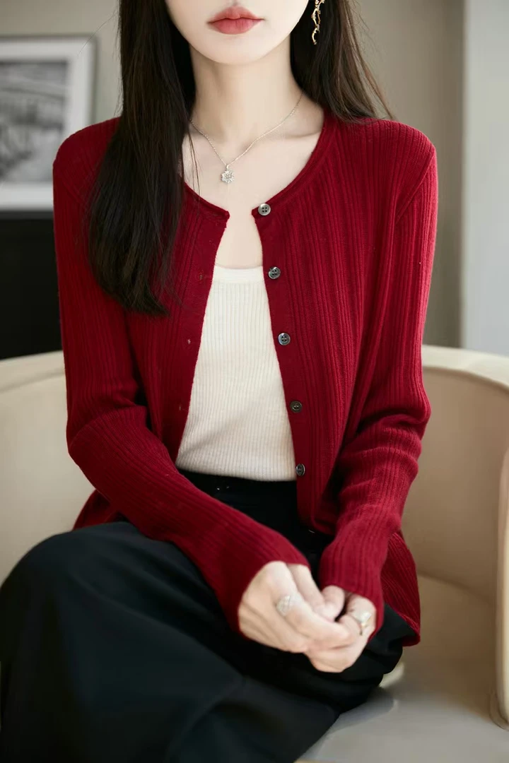 美丽诺100精纺纯羊毛针织开衫时尚衫秋冬韩版百搭修身圆领女士