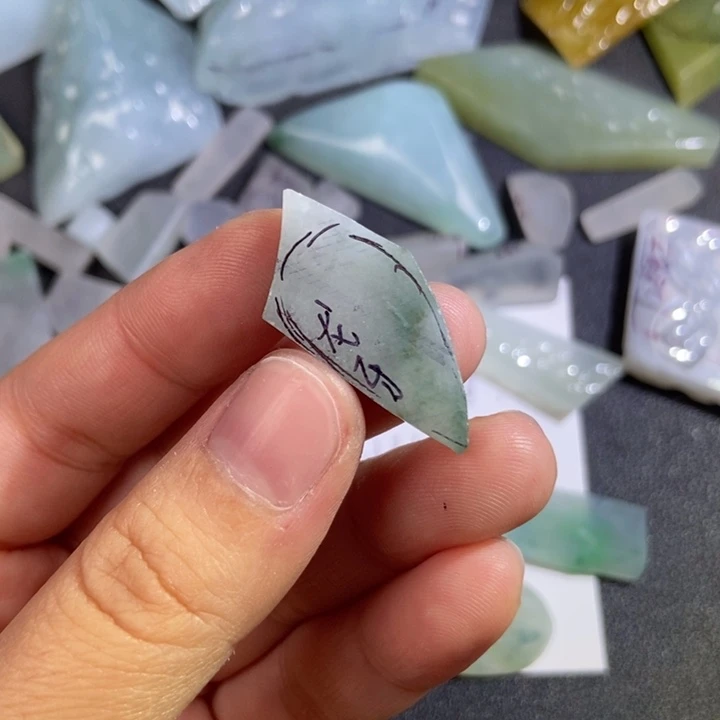 定制翡翠未镶嵌包工包料