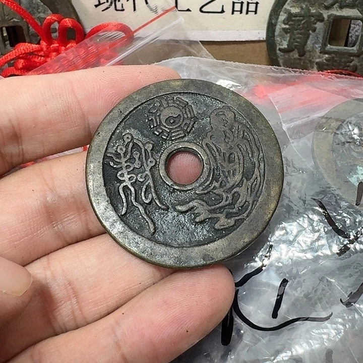 晨***兴铜现代工艺品花钱