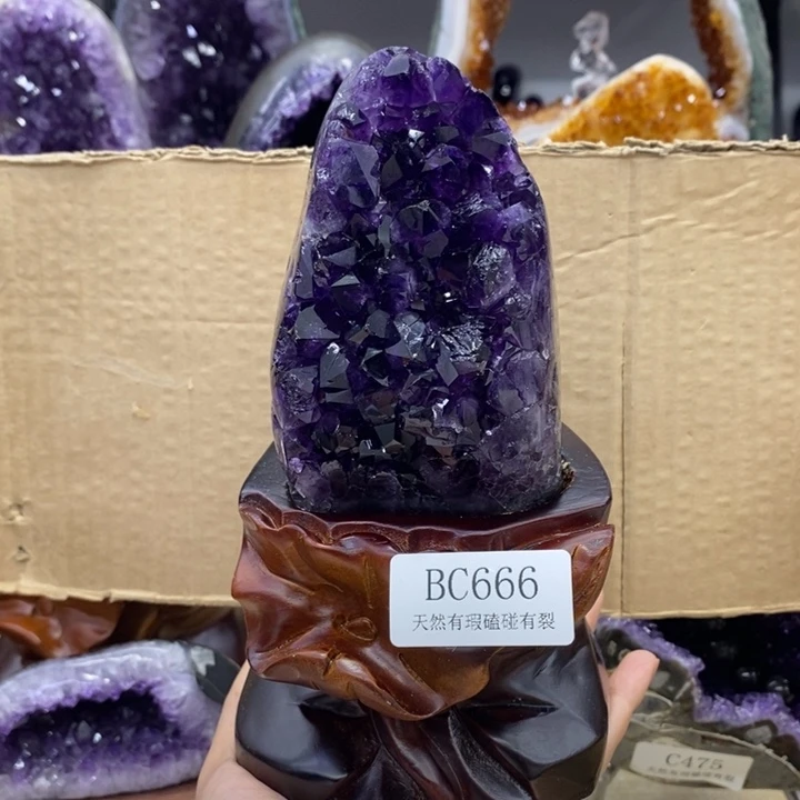 未镶嵌大型摆件（非配饰）水晶