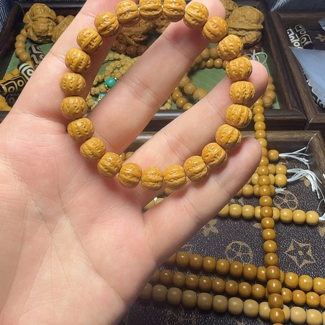 猴头核桃吊坠闪电购2京八棱a