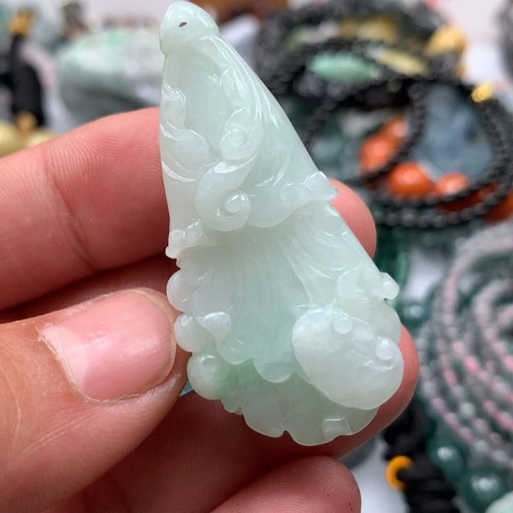 翡翠颈饰未镶嵌保真天然a货翡翠