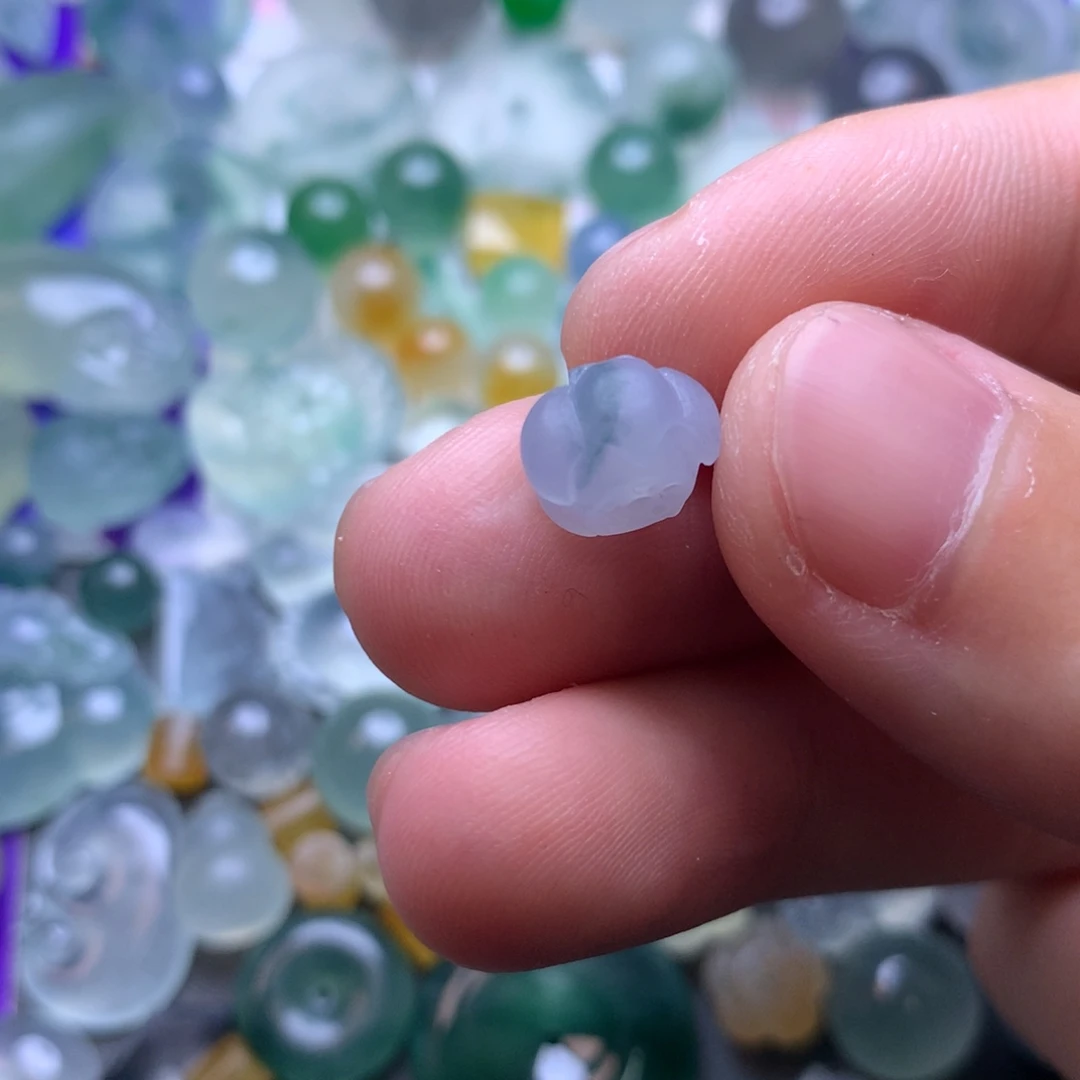 定制翡翠未镶嵌珠子