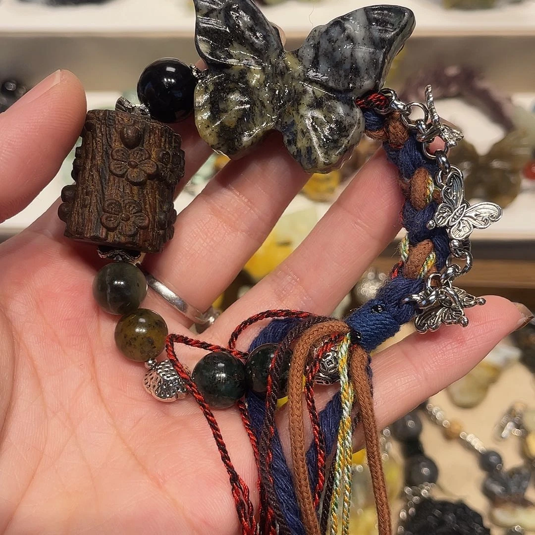 *****蛇纹石玉合金颈饰