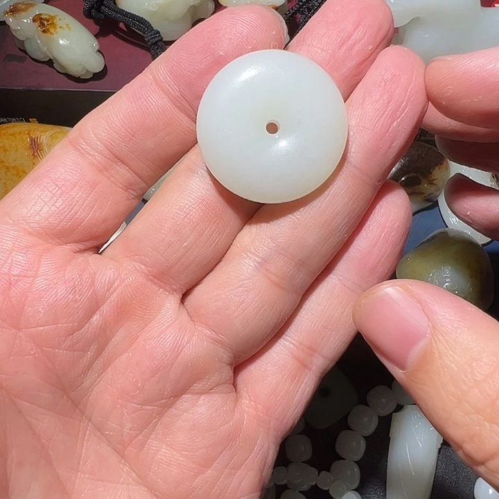 和田玉（糖玉）未镶嵌手链