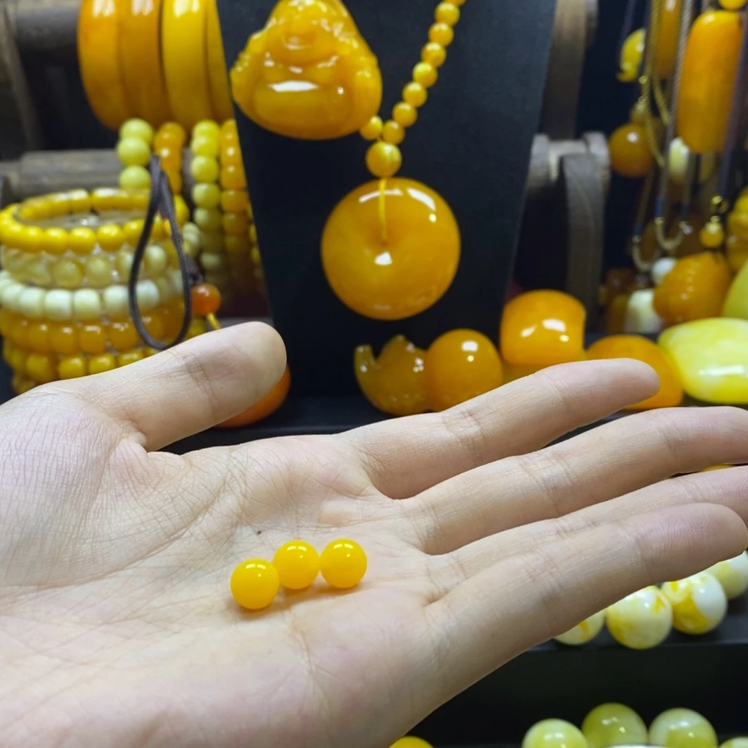 斯***克非金属卡8鸡油黄两个