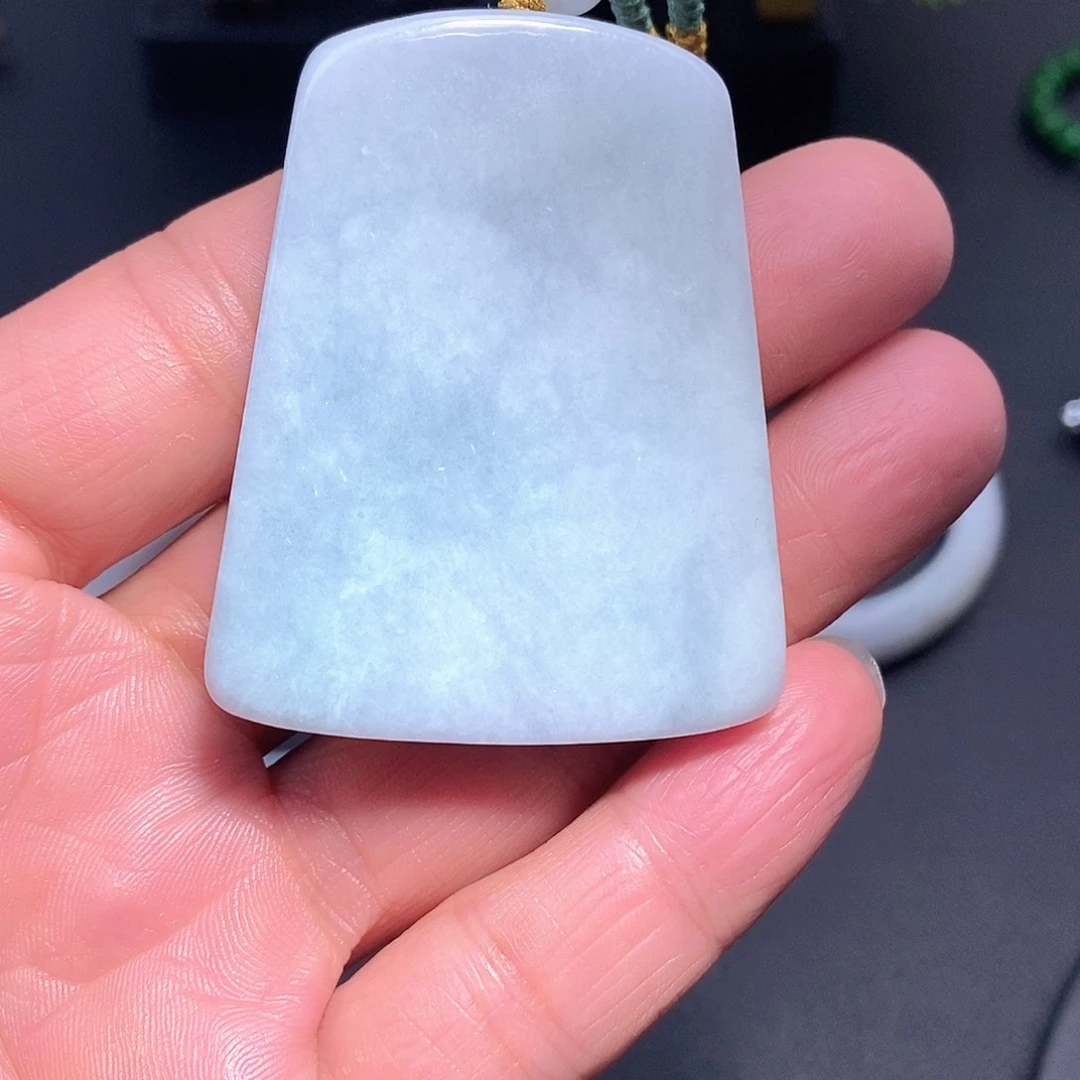 翡翠未镶嵌颈饰002