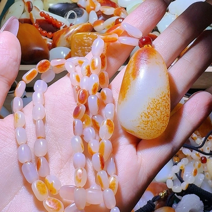 和田玉挂件未镶嵌海*花