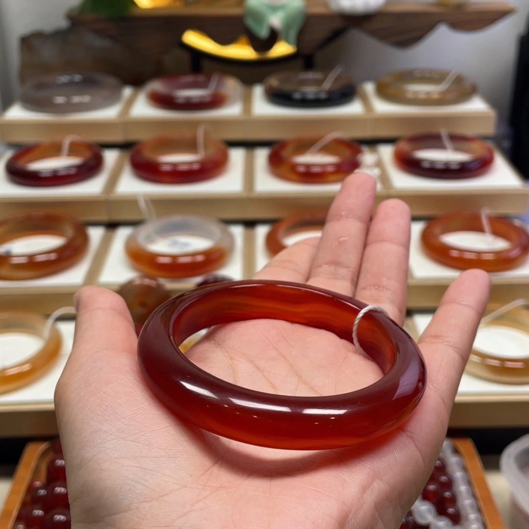 玛瑙/玉髓未镶嵌手镯