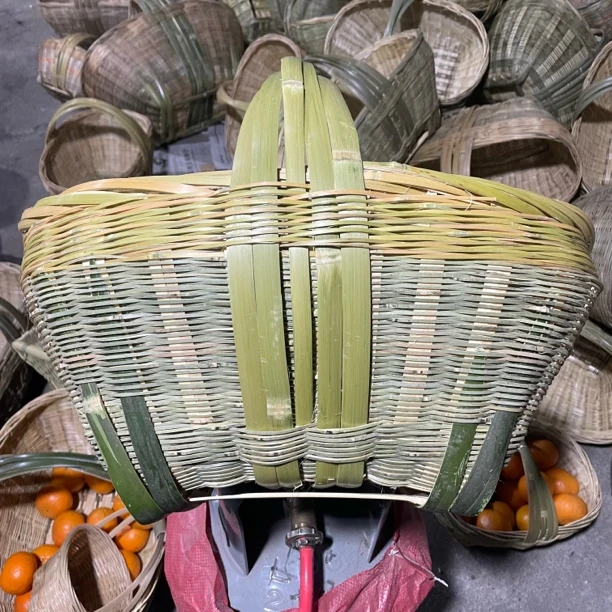 刮青款普通大筐竹子手工编织长46厘米