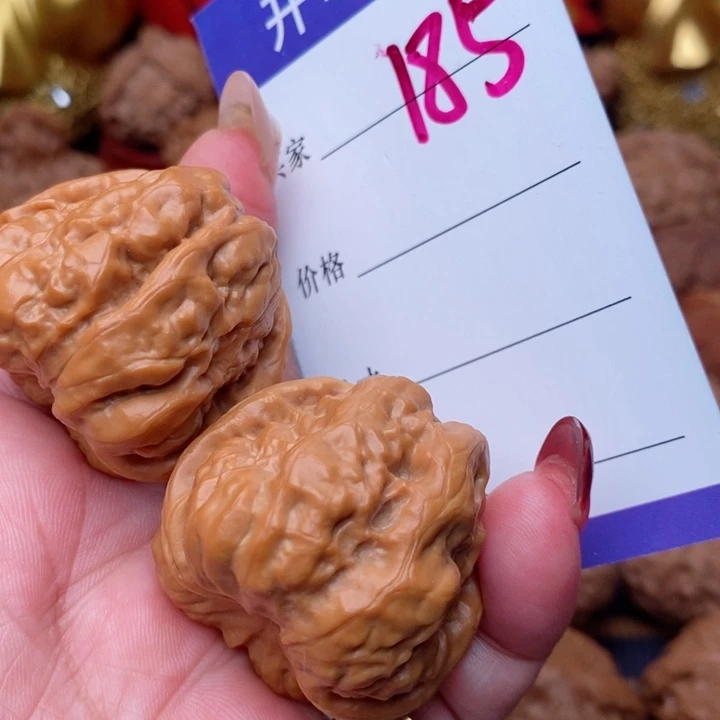 核桃把件蛤蟆37尺40肚185号