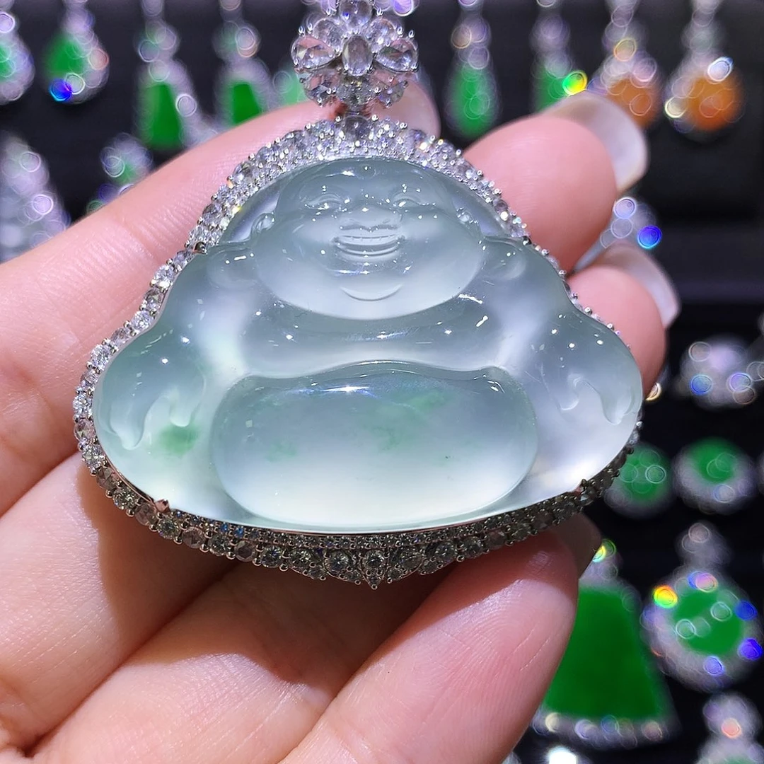 翡翠18K金镶嵌颈饰玻璃种肚里藏金