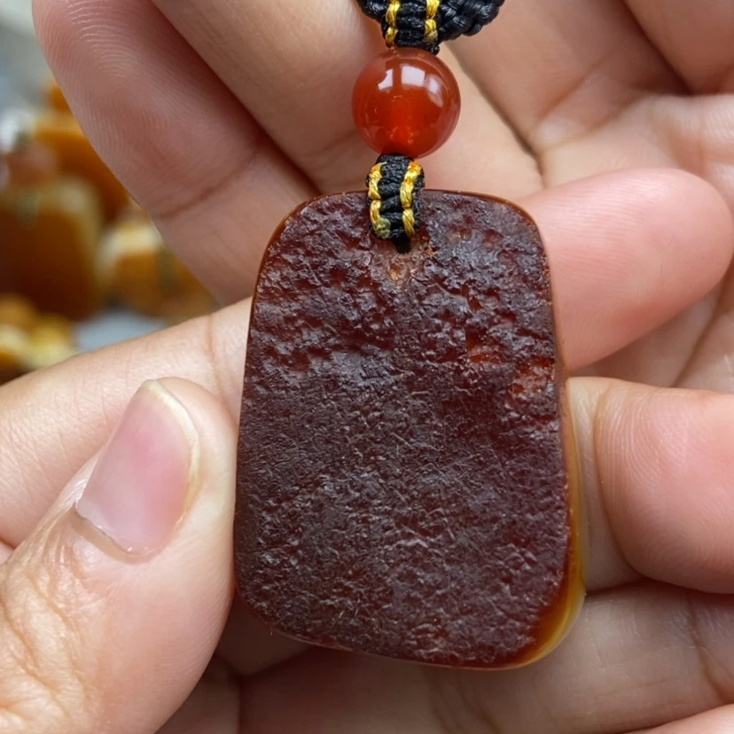 【闪购商品】琥珀颈饰未镶嵌