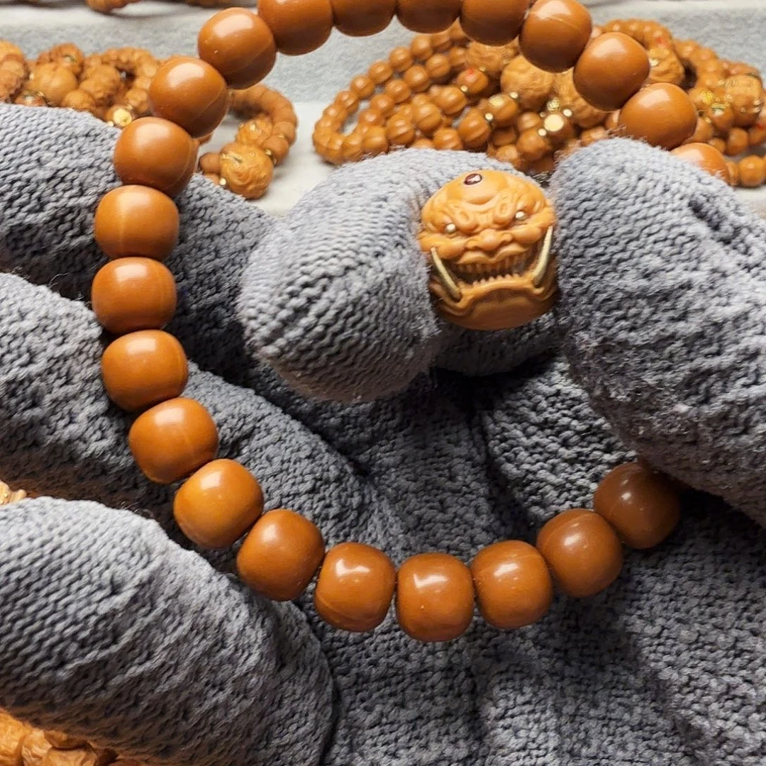 手串猴头核桃老型加獠牙加日进斗金