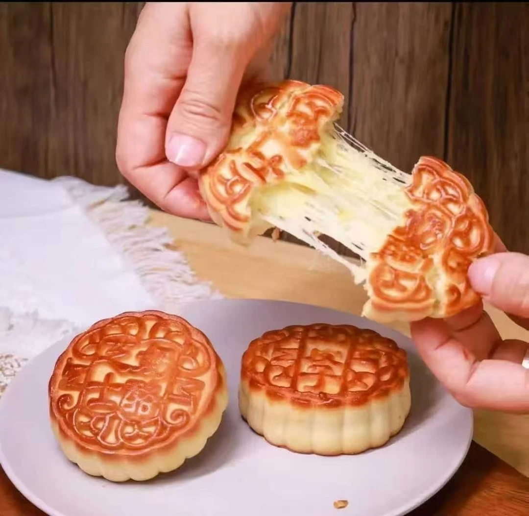 蒙特奶馅月饼乌日莫芝士内蒙特产奶制品牧民手工（4块包邮）