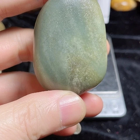 套链未镶嵌和田玉（糖玉）