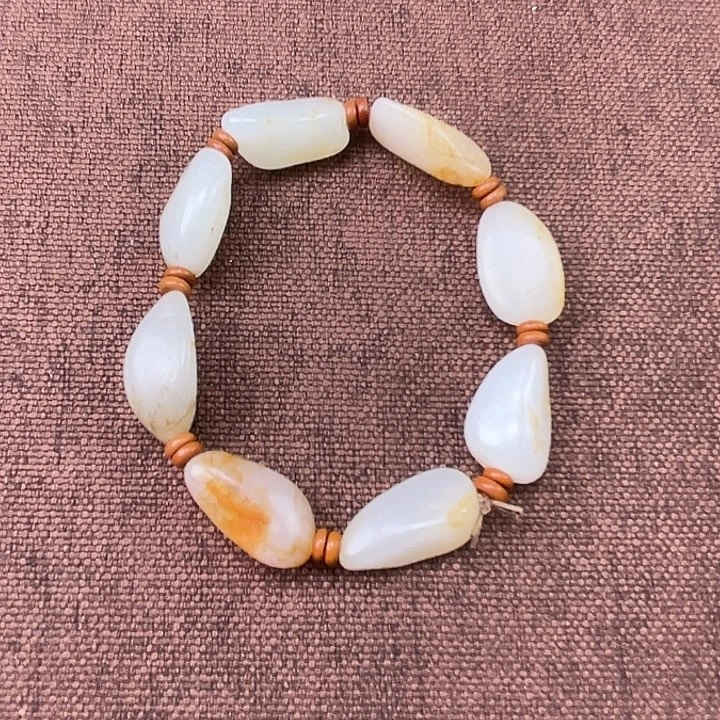 和田玉未镶嵌手串