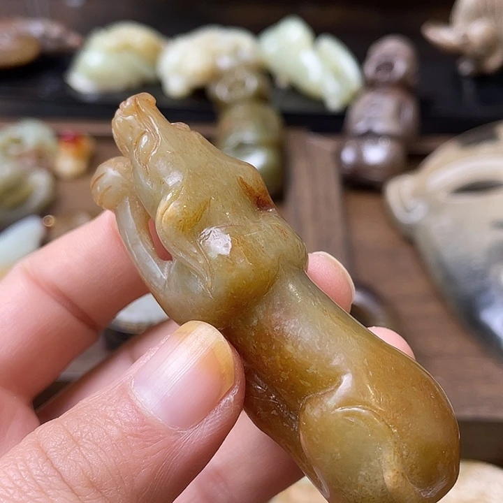 和田玉（糖玉）未镶嵌颈饰