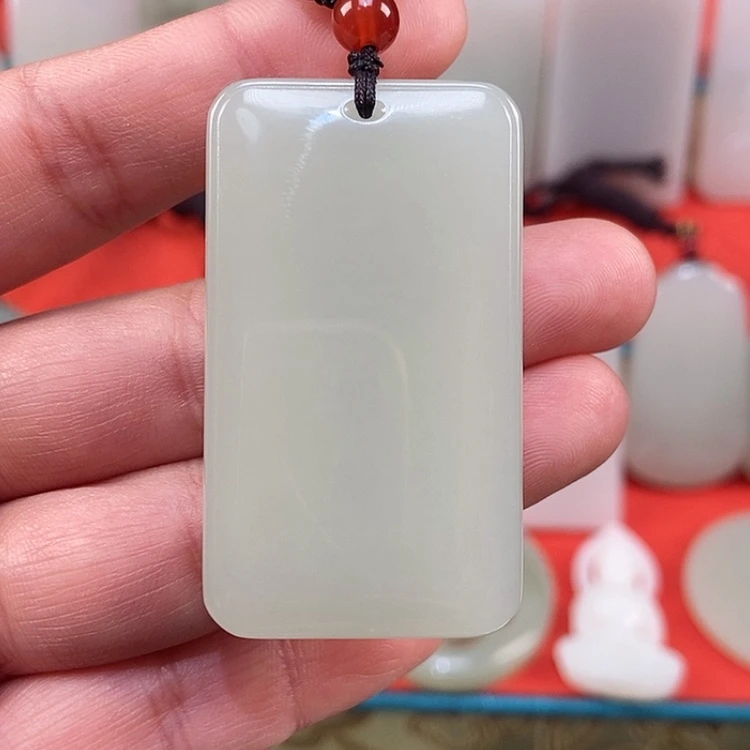 【闪购商品】颈饰未镶嵌和田玉