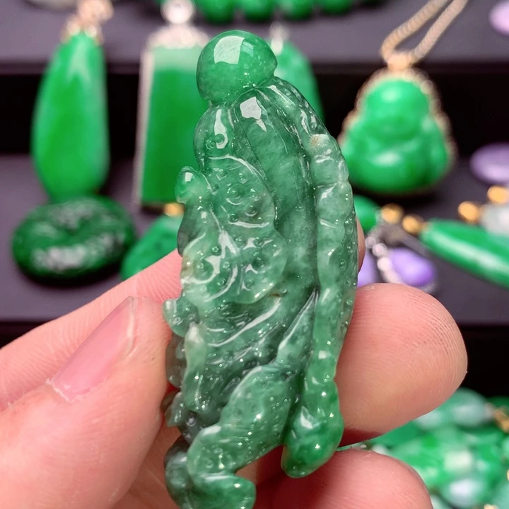 翡翠未镶嵌吊坠(不含链)