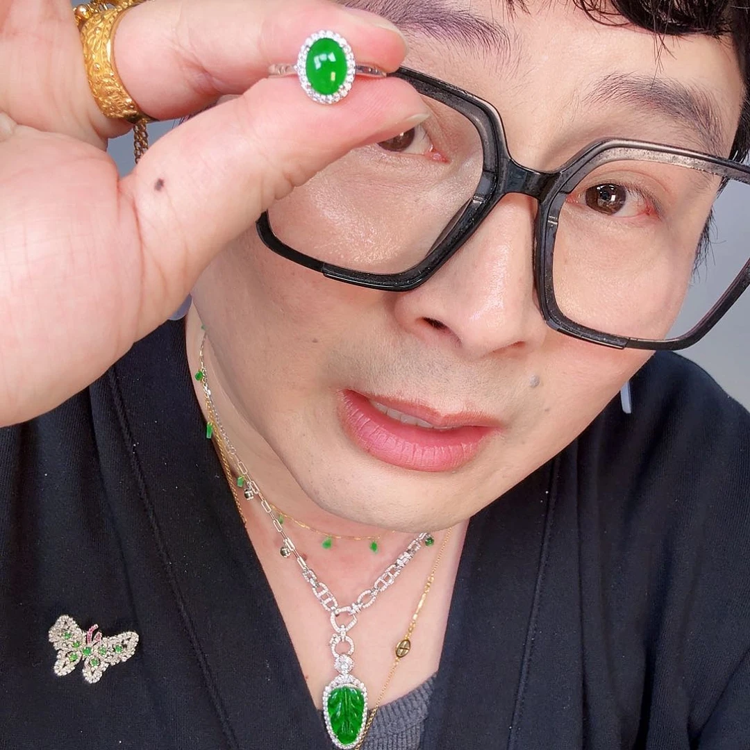 翡翠颈饰未镶嵌一个