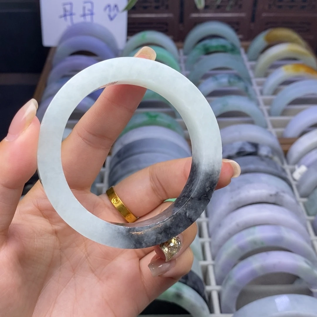 未镶嵌天然翡翠定制翡翠
