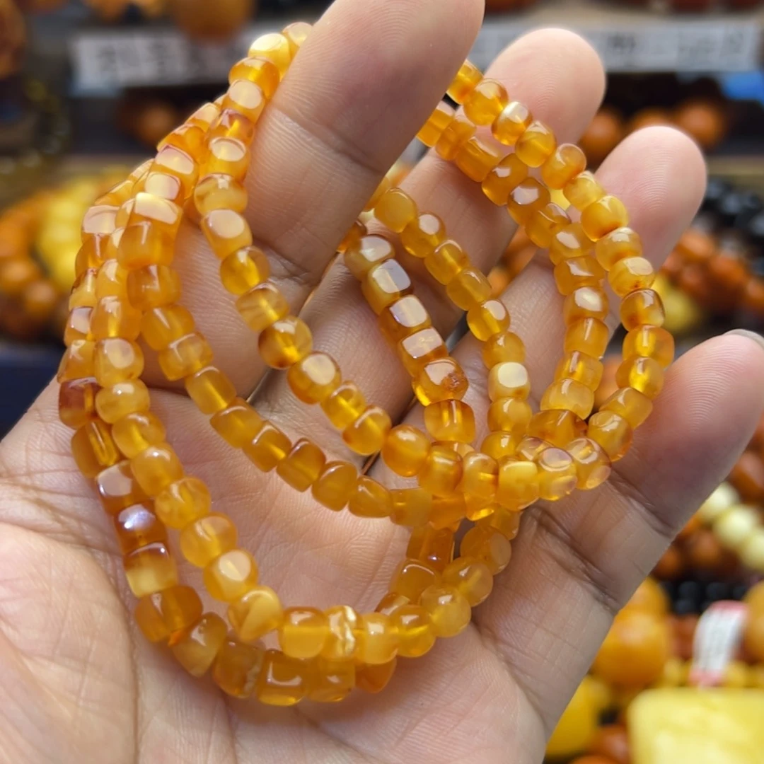 未镶嵌琥珀珠宝奇石多样性发其一