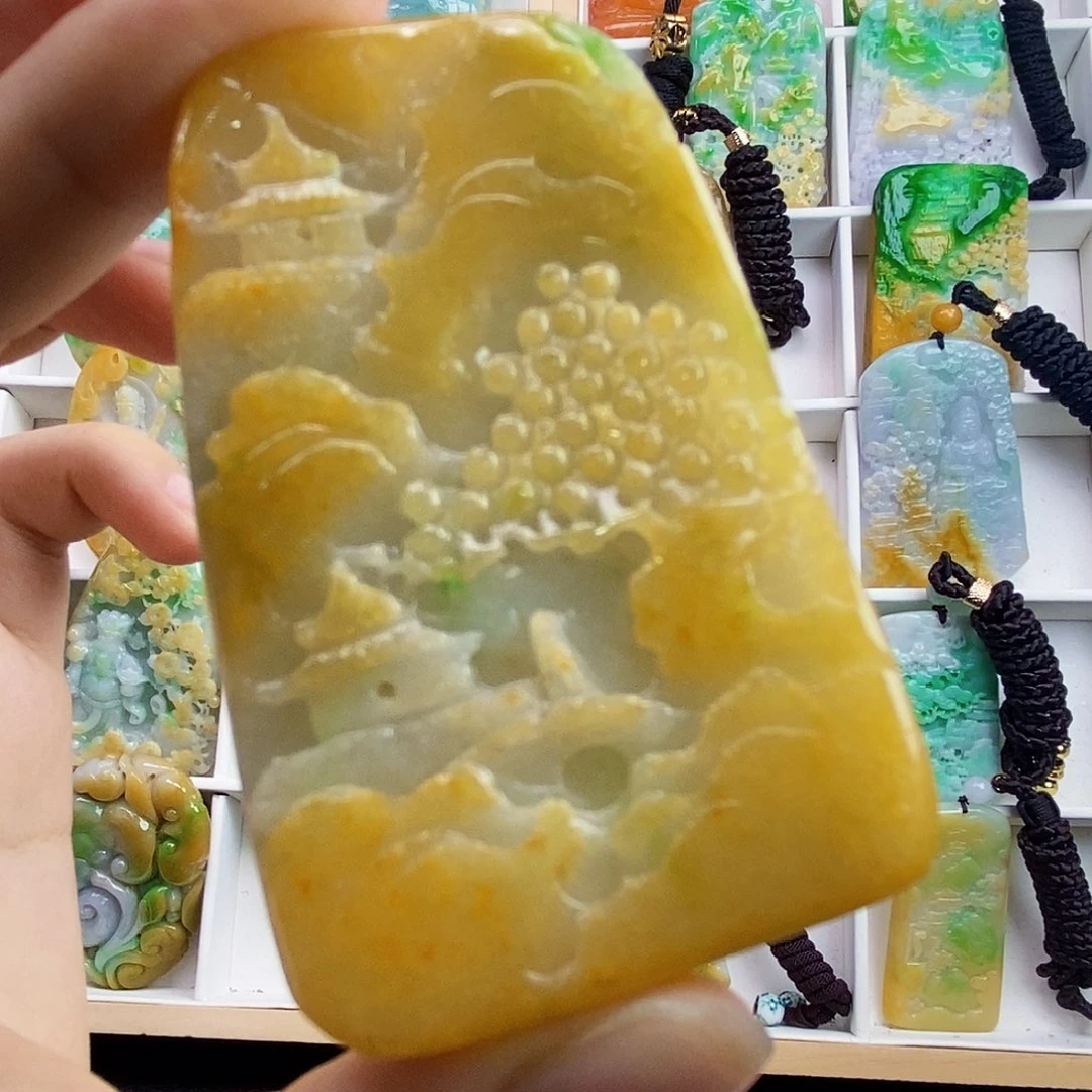 颈饰未镶嵌翡翠翡翠