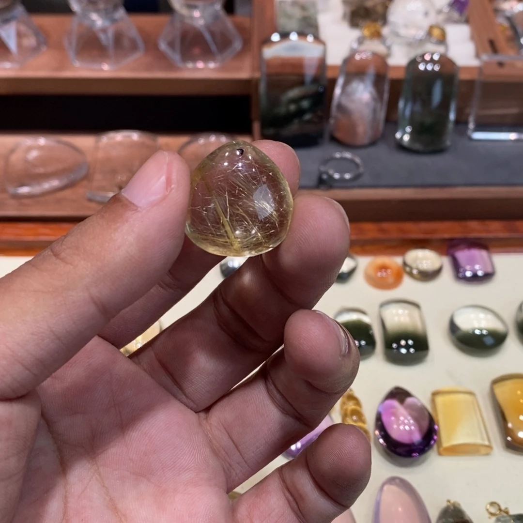 刘***琛水晶吊坠(不含链)银S925镶嵌发晶