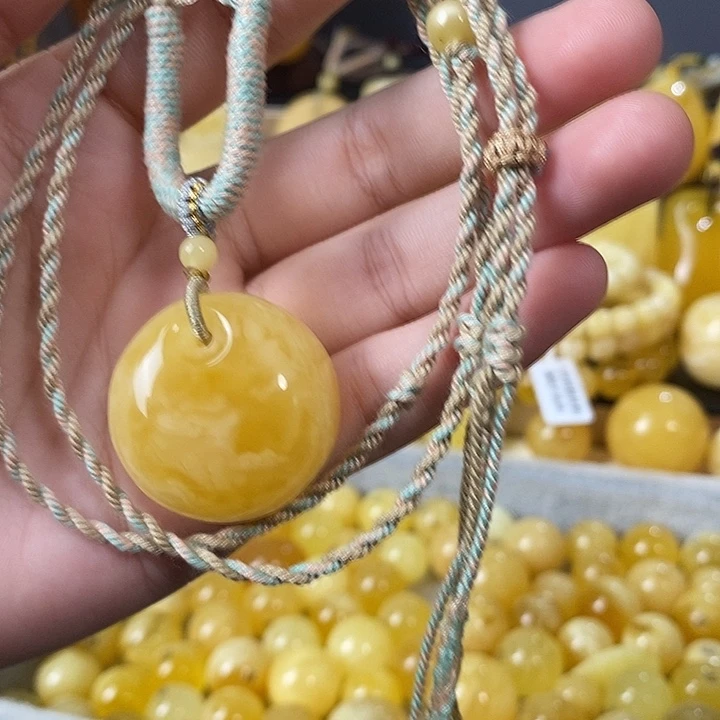 琥珀未镶嵌裸石公主扣