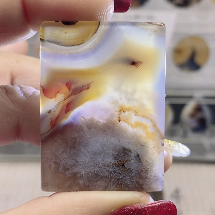 玛瑙/玉髓未镶嵌颈饰