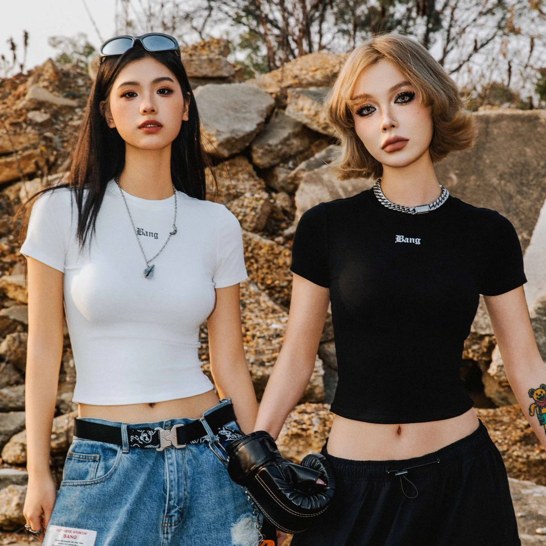 邦BANG 哥特字体修身Tee女款 辣妹显瘦短袖轻薄裸感沙漏腰美式T恤
