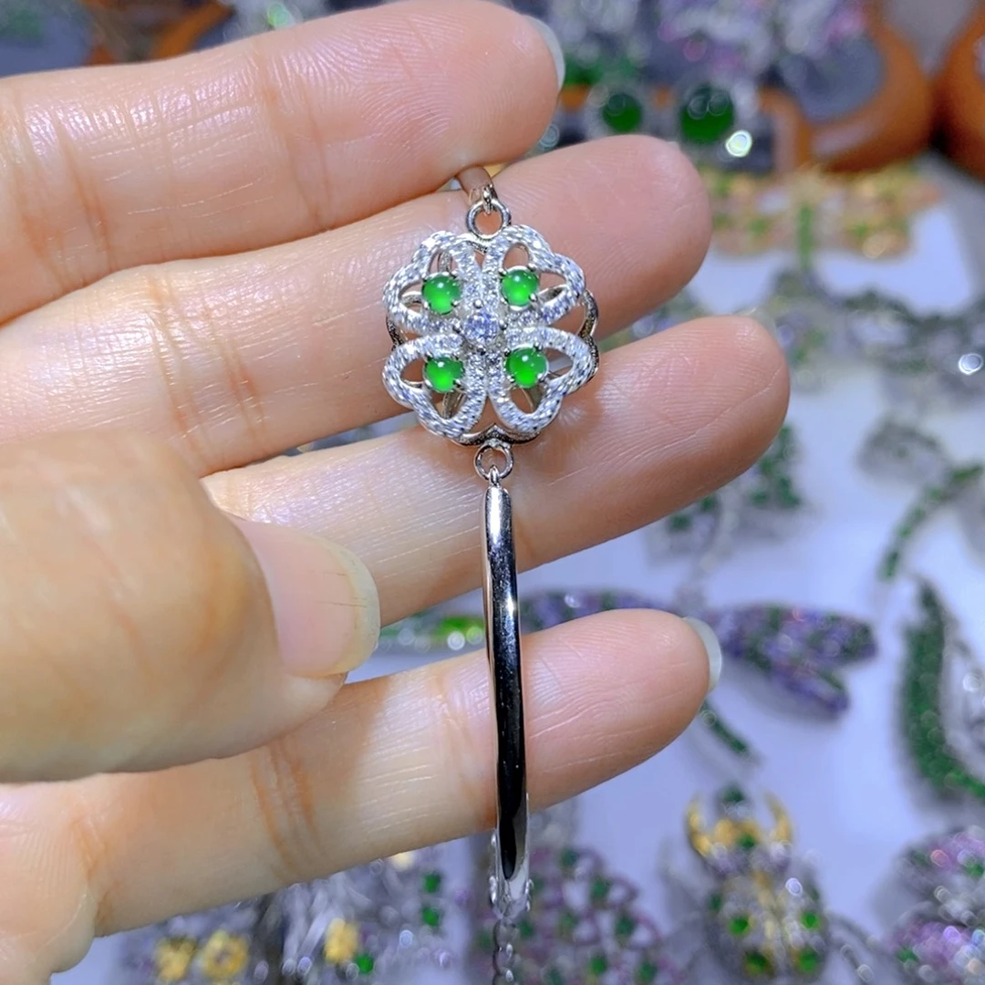 翡翠颈饰银S925镶嵌天然翡翠