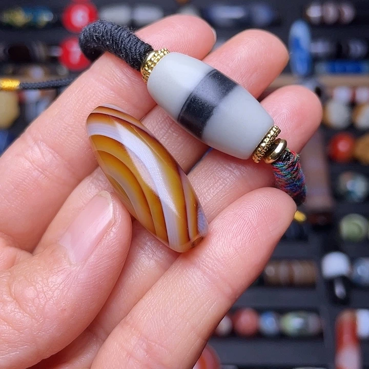 哄***哄玛瑙/玉髓未镶嵌颈饰配饰