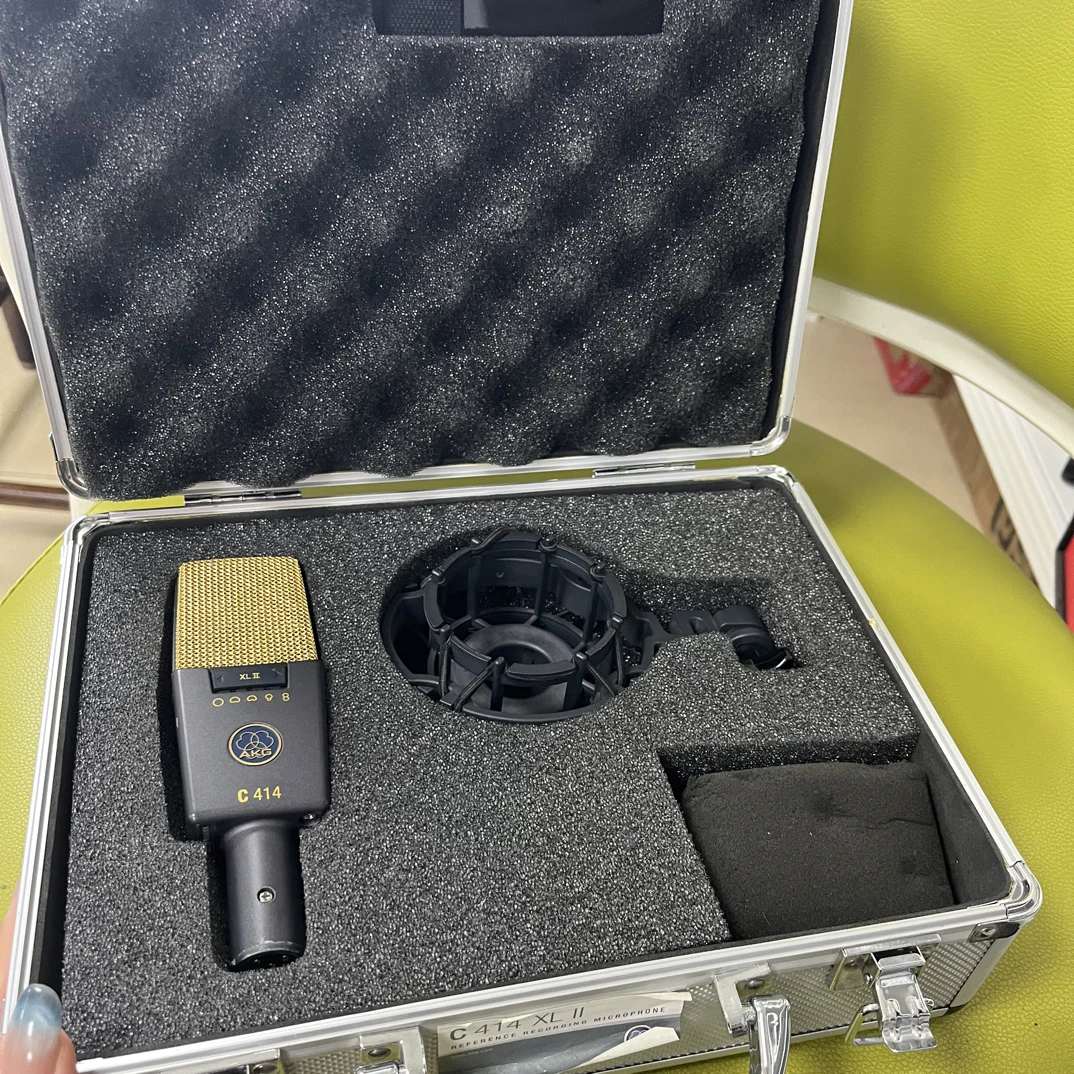 8新  二手爱科技C414麦克风，无质量问题不退换，