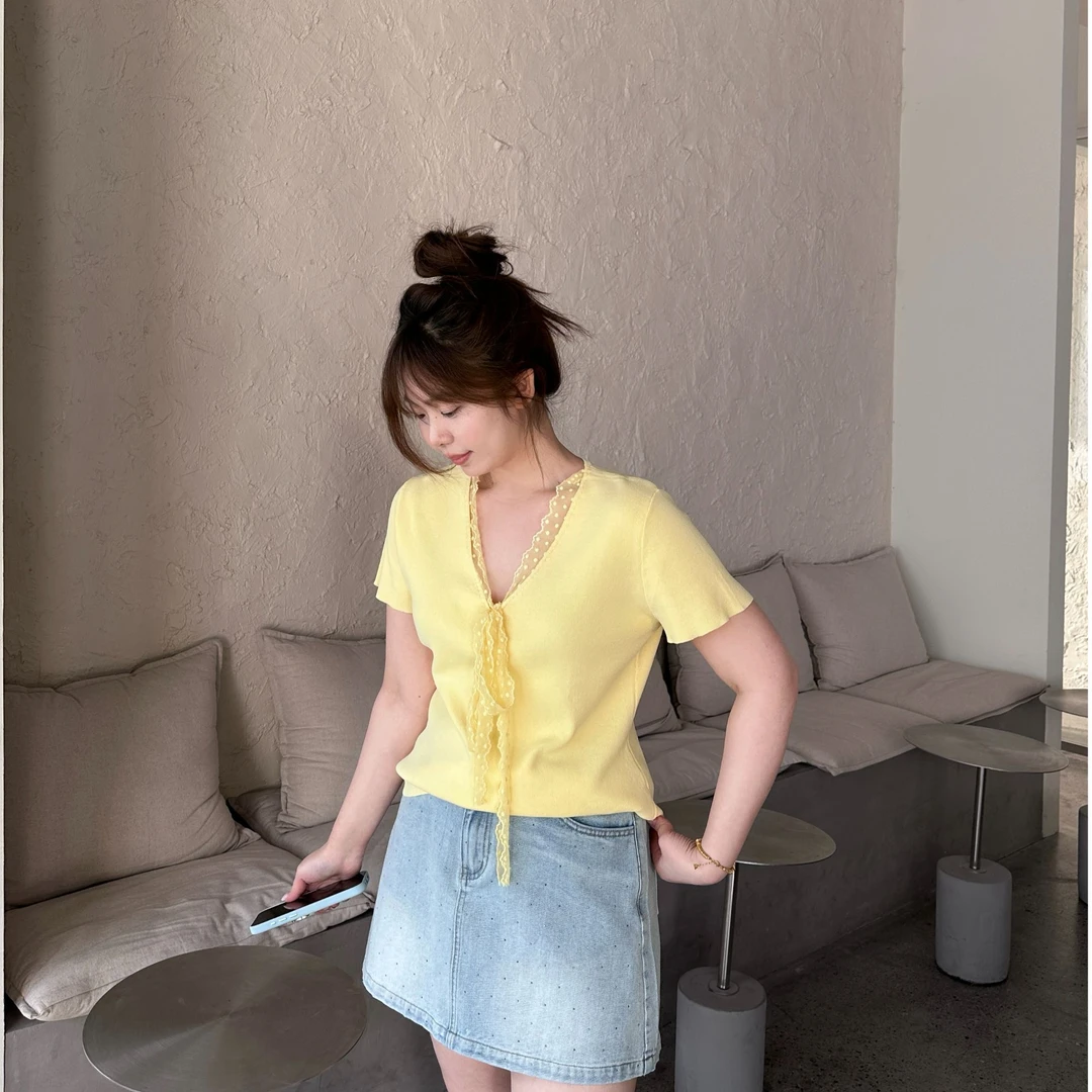 晶咕【温柔暴击】时尚百搭韩版设计感领口拼蕾丝边针织T恤