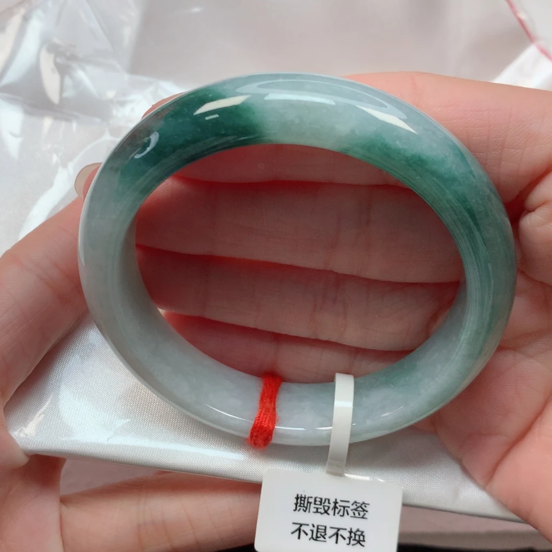 翡翠手镯未镶嵌53.5圈 无纹裂