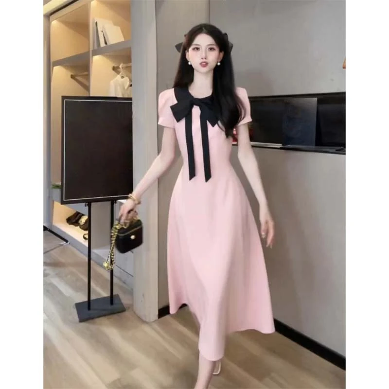 粉色小香风连衣裙女夏收腰气质高级感巨好看小个子A字裙D2372