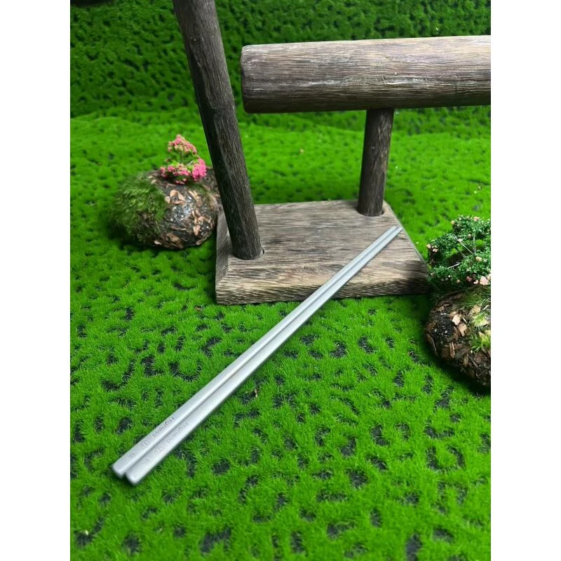 微瑕 钛 25cm四方筷子两双装日常餐具