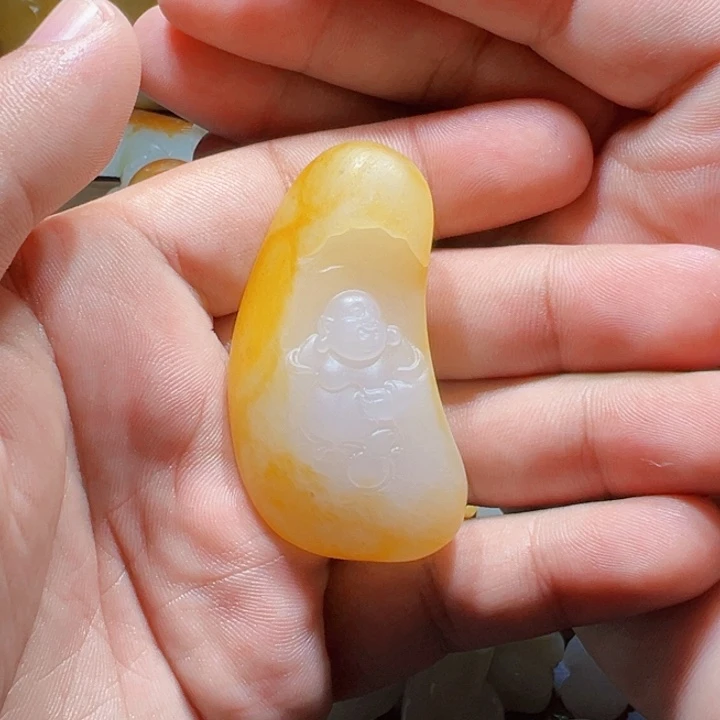 颈饰未镶嵌和田玉M****师