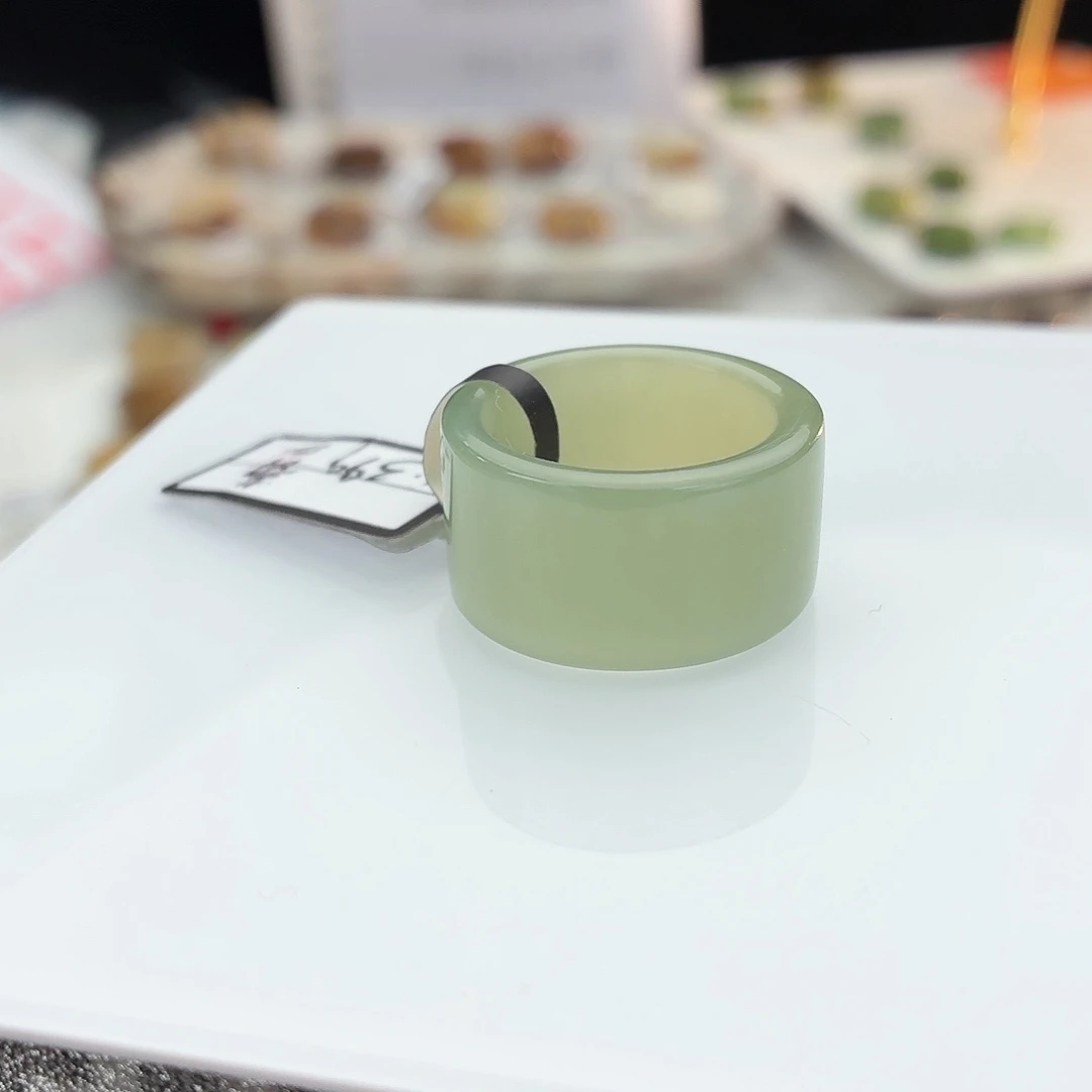 和田玉未镶嵌戒指c53奶绿圆切18.2不退换