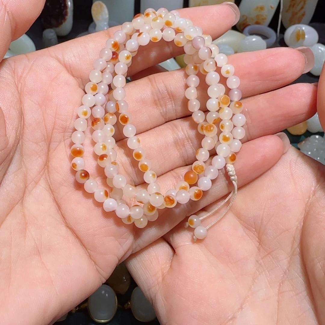 和田玉未镶嵌颈饰业**渣