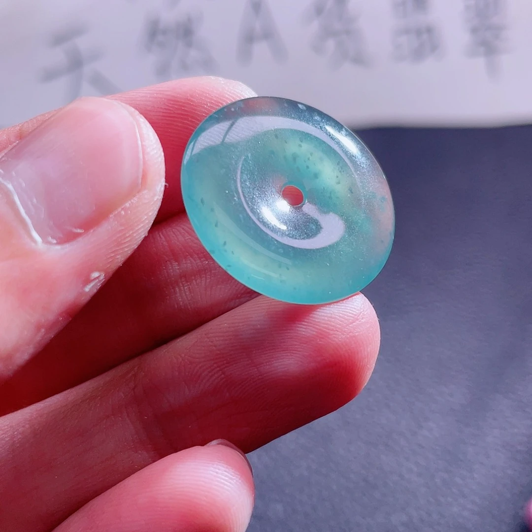 翡翠颈饰未镶嵌888888888